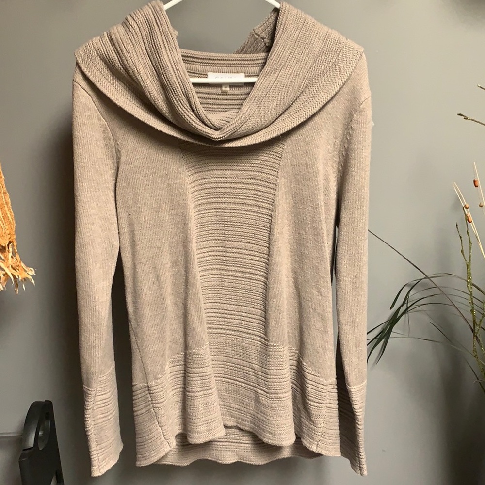 Women’s Calvin Klein sz‎ M cowl neck sweater